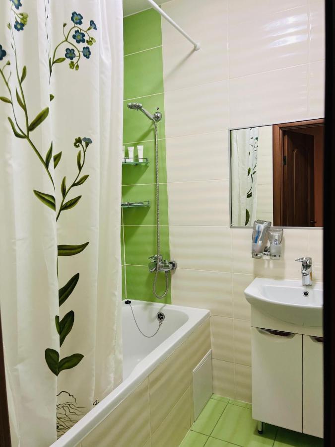 Apartaments Sichovyh Strilciv 68A อิวาโน-ฟรานกิฟสเก ภายนอก รูปภาพ