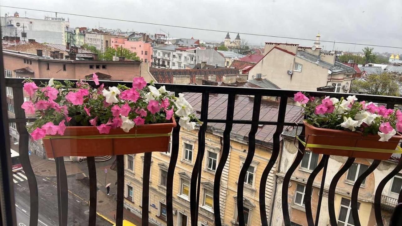 Apartaments Sichovyh Strilciv 68A อิวาโน-ฟรานกิฟสเก ภายนอก รูปภาพ